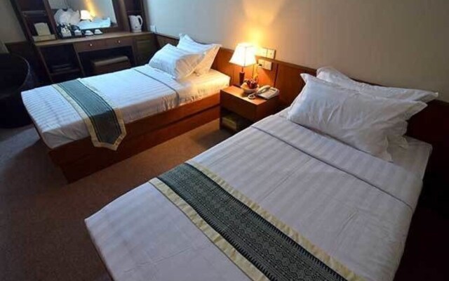 Yar Kinn Tha Hotel