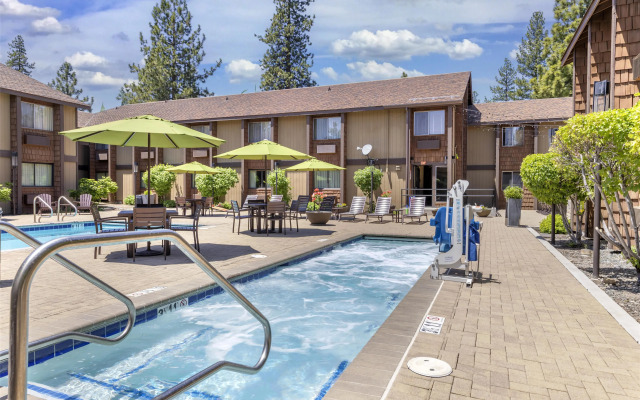 Best Western Plus Truckee-Tahoe Hotel