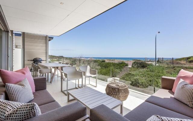 Smiths Beach Resort