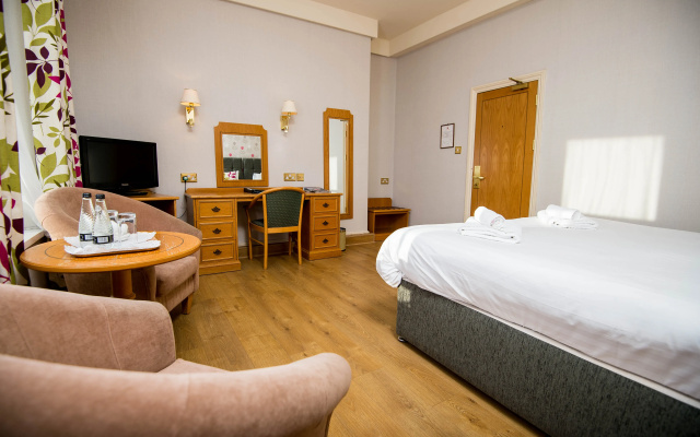 The Ivy Bush Royal Hotel By Compass Hospitality