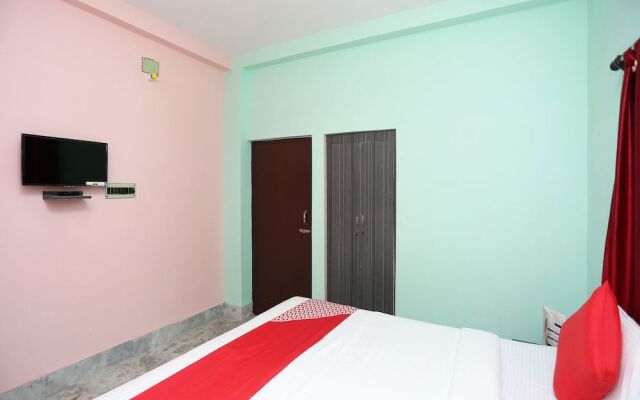 OYO 19627 Ankit Guest House