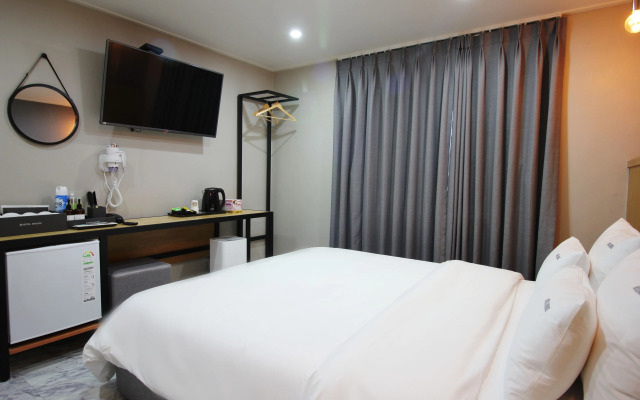 Bronze Hotel