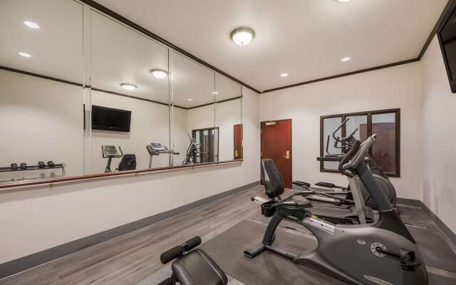 SureStay Plus Hotel by Best Western San Antonio SeaWorld