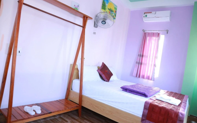 Queen Ponaland Homestay – Guest Rooms – Phong Nha