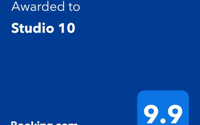 Studio 10