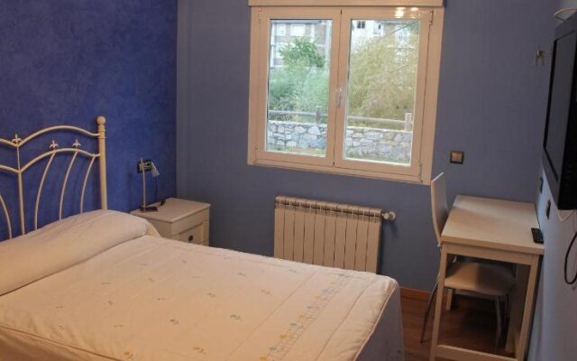 Hostal Burbia