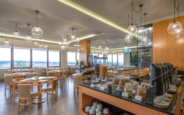 Melia Castelo Branco