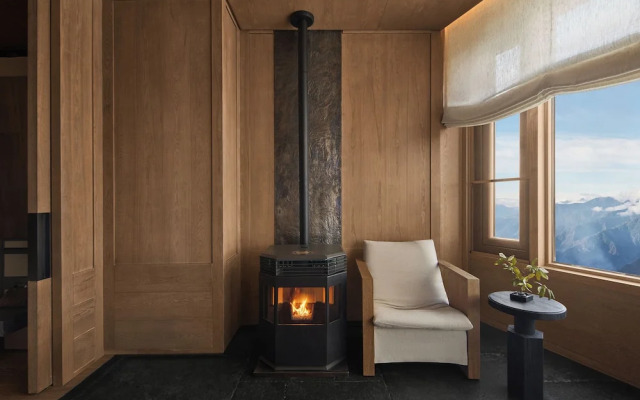 Deqin Meri Poodom hotel