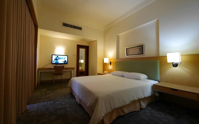 Premier Hotel
