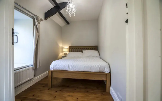 Barn Conversion - Hot Tub - Penally