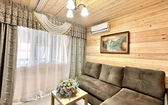 Коттедж на улице Бирюзовой