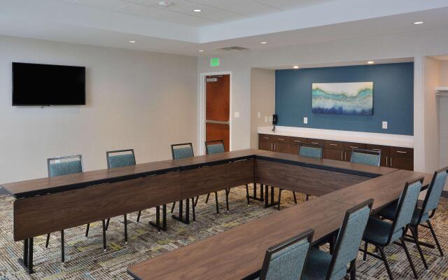 Hampton Inn & Suites by HIlton Charlotte North I 485