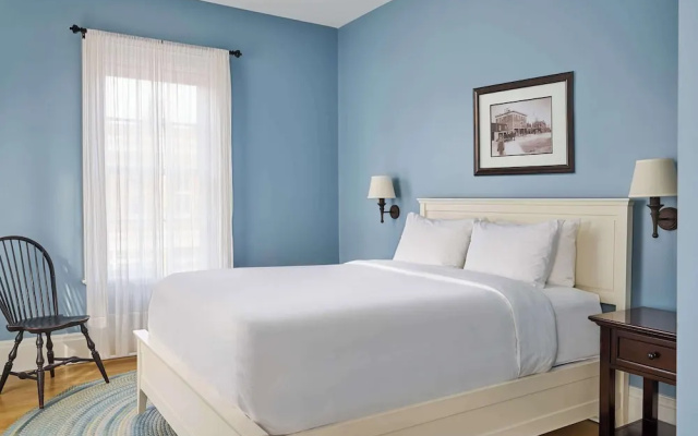 The Cadillac House Lexington, Tapestry Collection by Hilton