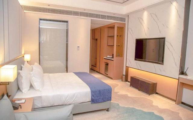 LC International Hotel