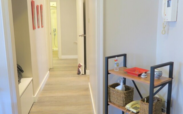 Modern Bohemian Apt 2 Bdr-fenerbahce-by The Sea