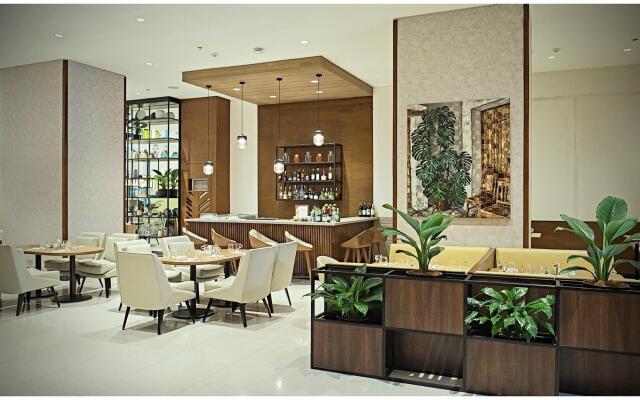 Summit Hotel Greenhills