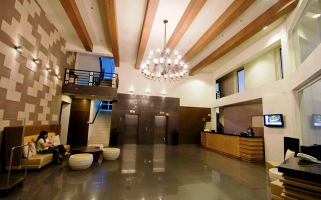 L'Fisher Hotel
