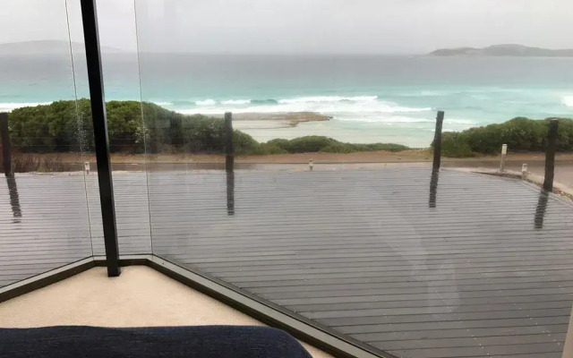 Ocean View 180