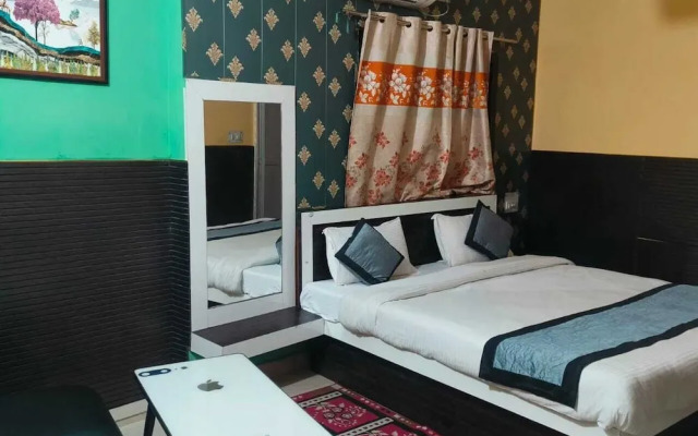 Hotel J B Palace
