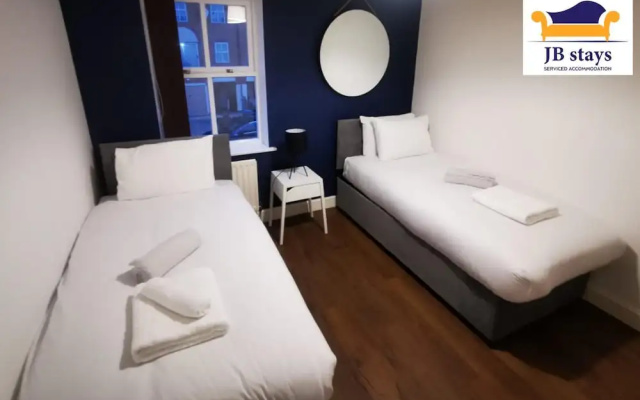 5 Bed House Leisure/business Free Parking