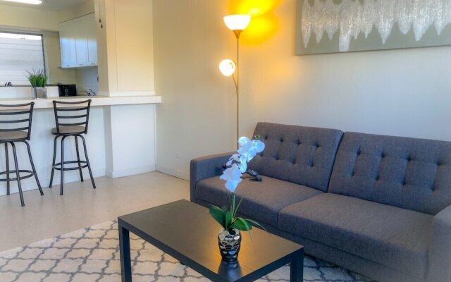 Waikiki Paradise for Families & Friends