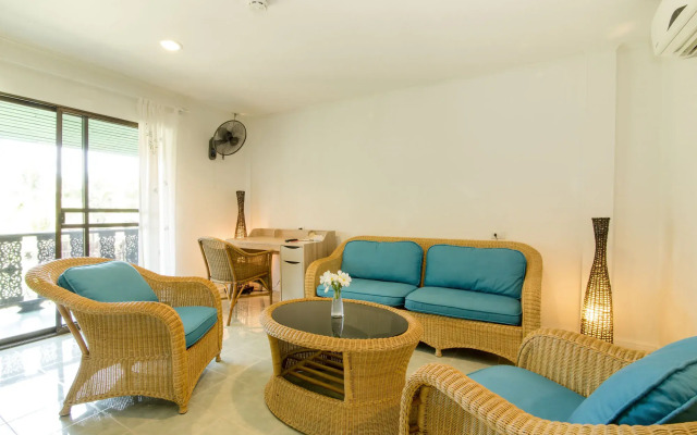 Dolphin Bay Beach Resort