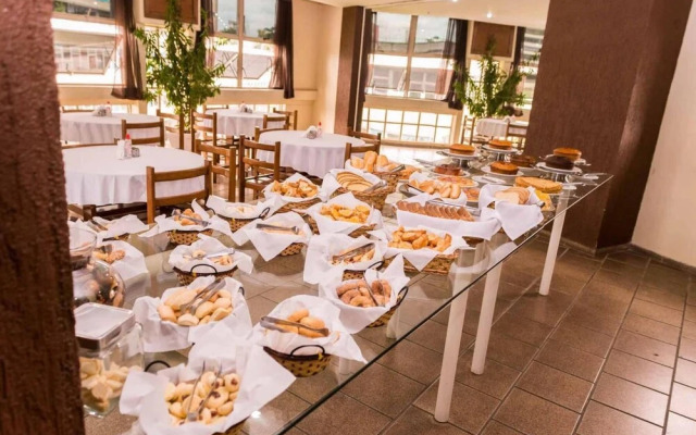 Stratus Vila Hotel