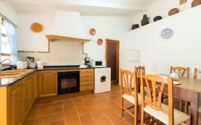Villa - 3 Bedrooms with Pool - 103244