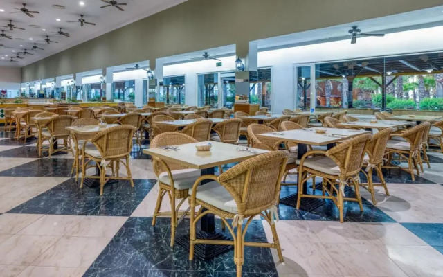 Playaballena Hotel