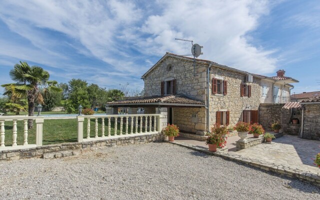 Stone Holiday House With a Spacious Yard and Private Pool