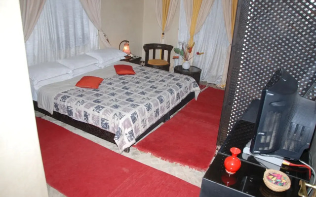 Villa Guest