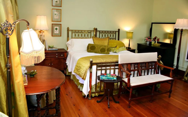 High Meadows Vineyard Inn