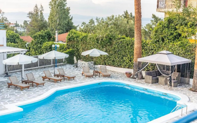 Theo Bungalows Kriopigi