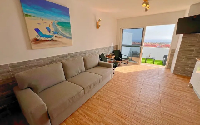 Sea View Bungalow with Communal Pool