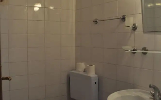 Nicholas Garden Hotel