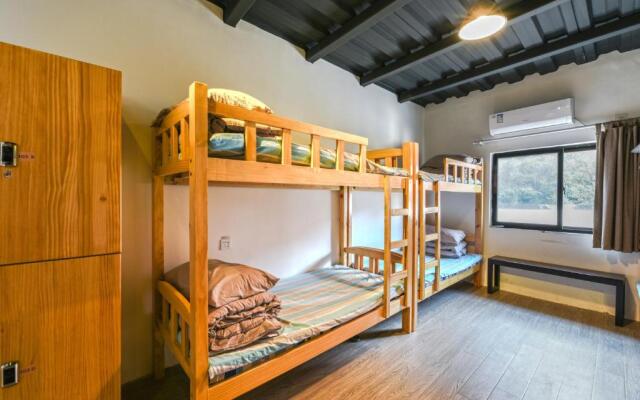 Hidden Garden International Youth Hostel - Oriental Pearl & Lujiazui