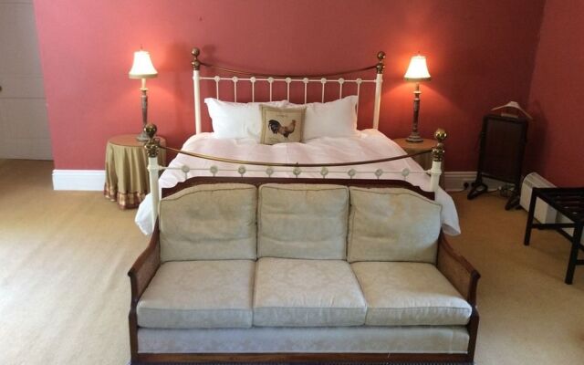 Newburgh House Bed & Breakfast