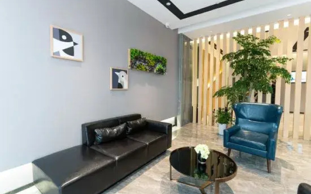 Homeinn Selected Hotel (Jiayu Jinxiuhuayuan)