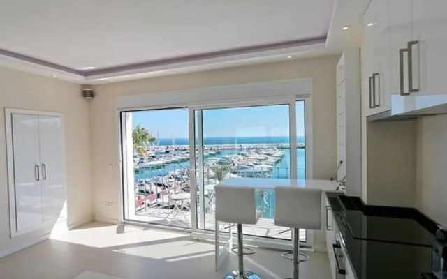 First line luxury Penthouse