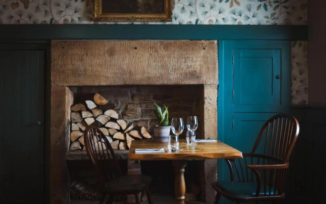 The Pilsley Inn