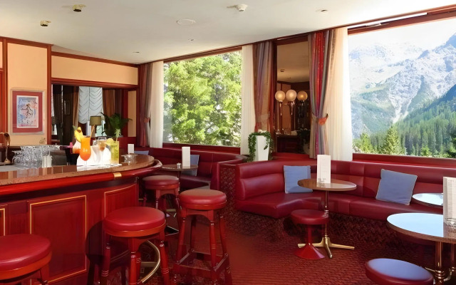Hotel du Grand Lac Excelsior