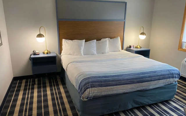 AmericInn Chanhassen