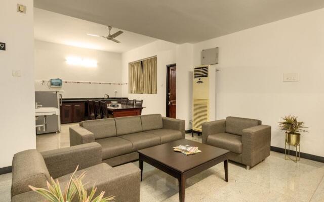 Hotel Paramount Suites & Service Apartments