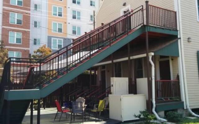 Site 61 Guesthouse