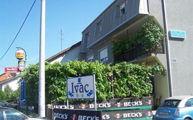 Guesthouse Ivac Inn Zagreb Airport