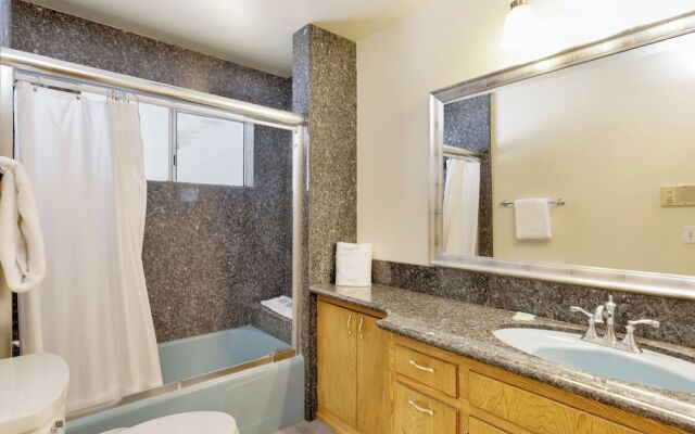 Crestwood Summit #2119