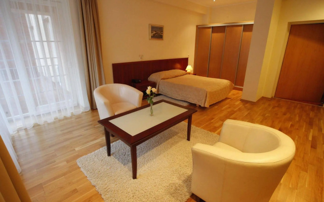 Royal Spa Residence