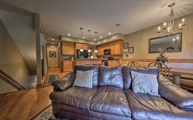 Southwind Seven Springs Home on Ski Slopes!
