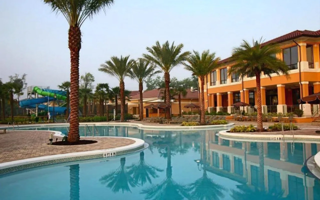 Timon's Townhome - 3 Br townhouse by RedAwning