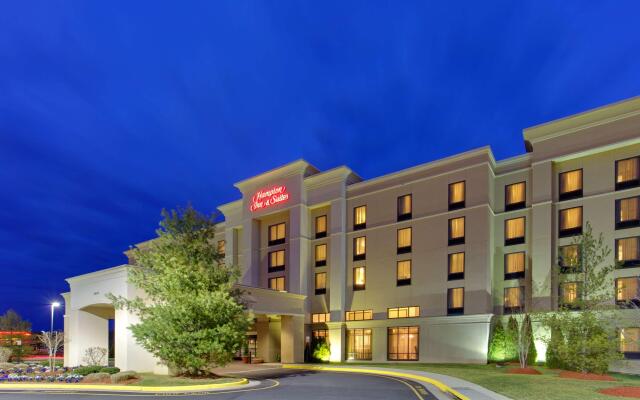 Hampton Inn & Suites Fredericksburg South